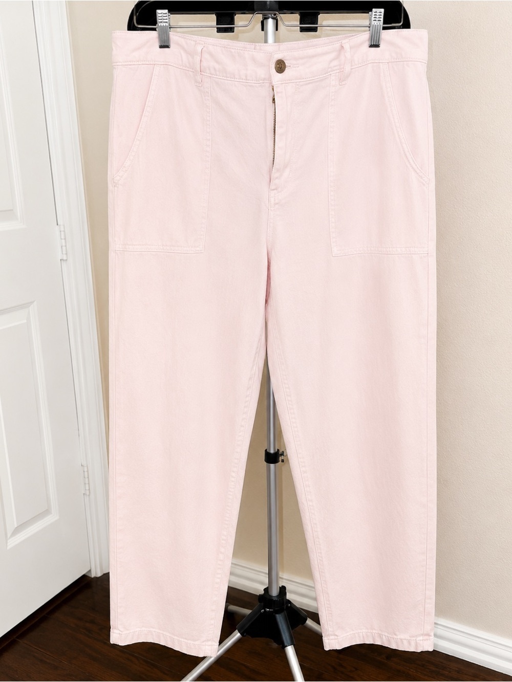 American Eagle Outfitters Light Pink Wide Leg Jeans